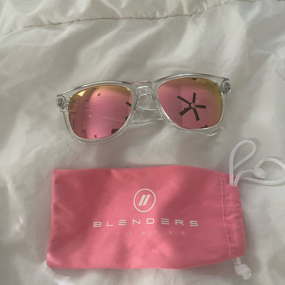 Blenders “ice palace” sunglasses